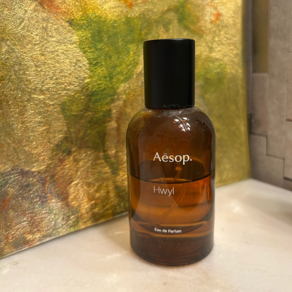 Hywl by Aesop